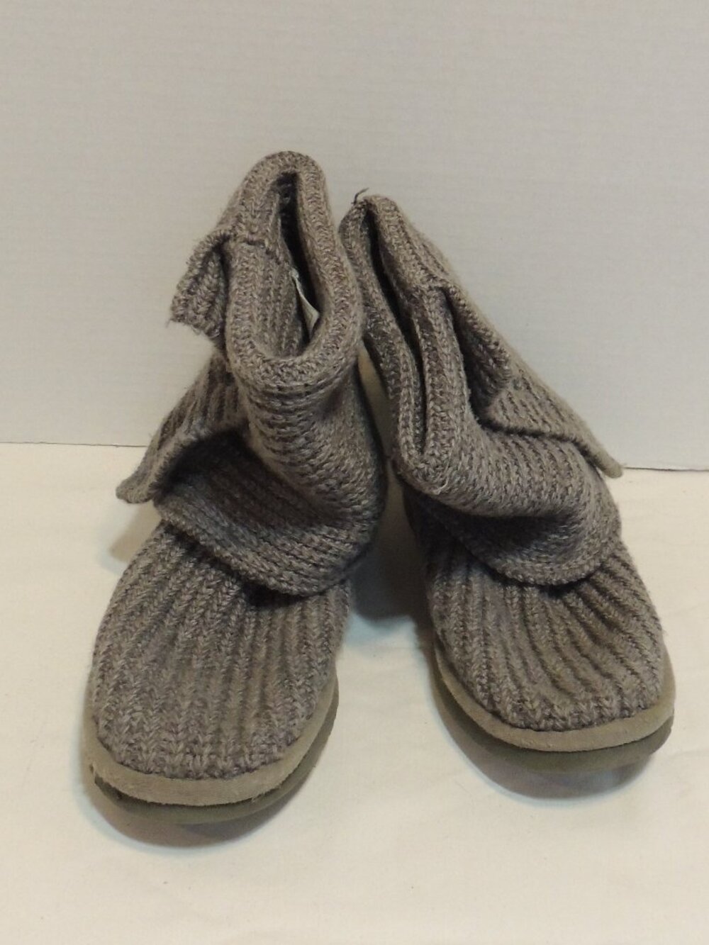 UGG Boots Woman Size 7 Gray Outdoor Fall Bonfire BBQ Party Boots